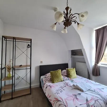 Corper 3* זנדוורט