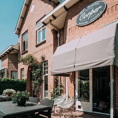 Corper בית הארחה 3*