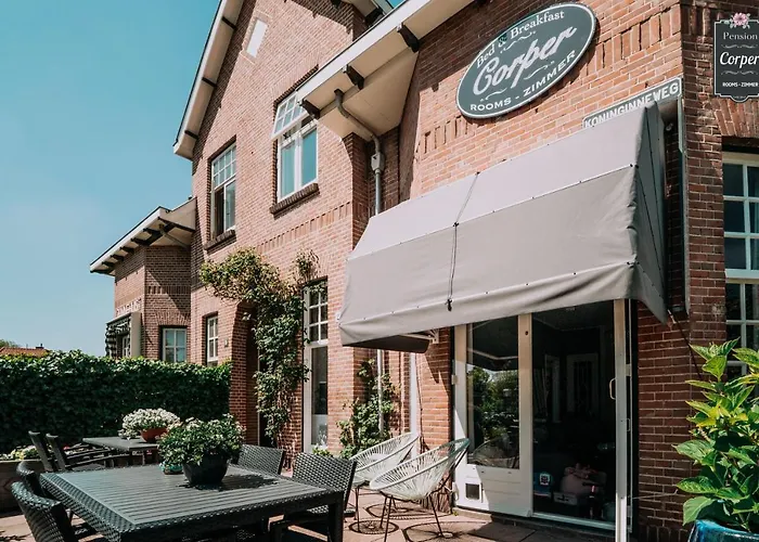 Corper Πανσιόν 3*