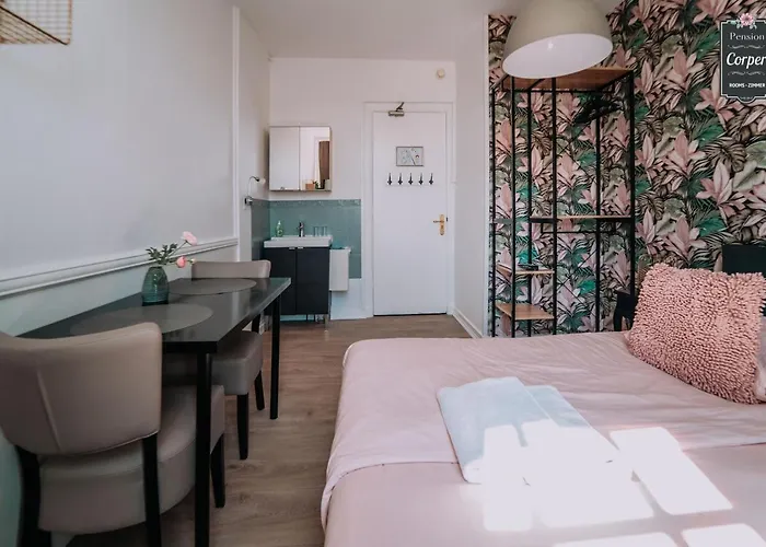 Corper Πανσιόν