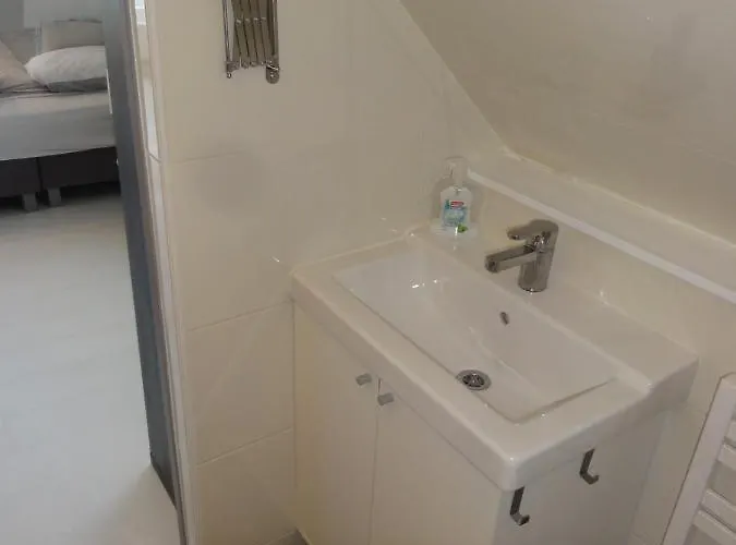 Corper Πανσιόν 3*